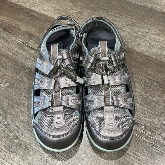 Orthofeet Verona Heel Strap 997 Orthotic Sandals - Picture 1 of 4